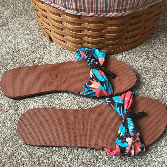 FINAL DAY - FINAL PRICE - Havaianas Brown w/Tropical Flowers Thongs 11/12W - Picture 6 of 7